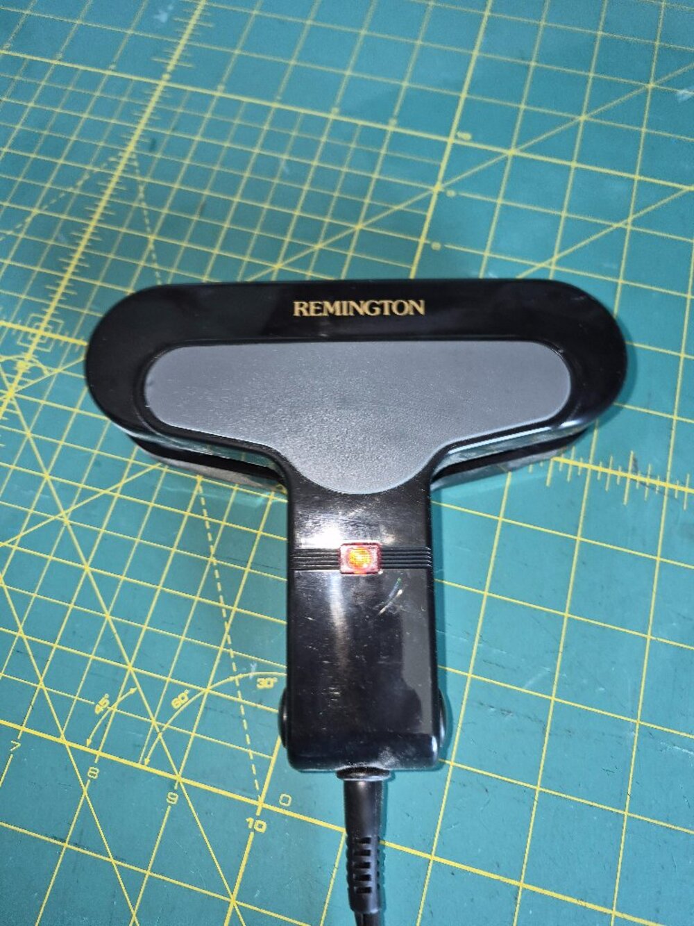 Remington Handheld Garment Press